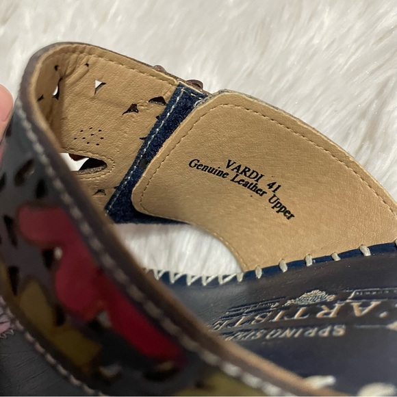 41 L'Artistle Vardi Toe Loop Slide Sandals - Picture 9 of 10